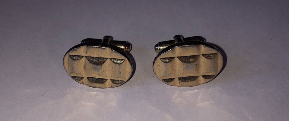 Anson Vintage Cold Colored Textured Square Pattern Round Cufflinks - $8.12