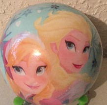 Disney FROZEN 4&quot; Foam Ball ~ Anna, Elsa, Olaf Graphics NEW ~ Party Favor... - £2.47 GBP