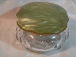1910 Heisey Glass Dresser Dish w Bakelite Lid Green - $19.31