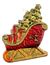 A Holiday Tradition Christmas Ornament Santa&#39;s Sleigh Hand Painted  - $92.12 MXN