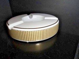 Large Round Cigar Ceramic Ashtray Measures 9.5" Diameter NIB image 13