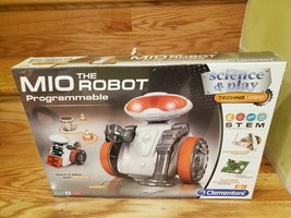 Mio The Robot  Programmable Robot Toy (English/French) - £73.09 GBP