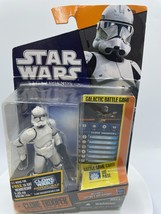 Star Wars Galactic Battle Game Clone Trooper Figure SL16 New on Card! - $18.99