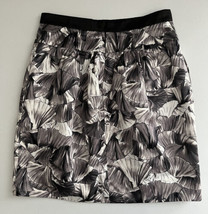 BCBG Maxazria Mini Skirt Black White Satin Gray Pockets Lined Size 2 Career - £19.77 GBP