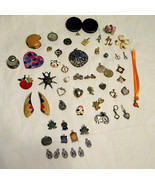 57 piece lot of vintage pendants or charms some from TOPS - £15.98 GBP