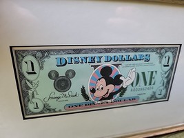 1988 MICKEY MOUSE $1 Dollar DISNEY DOLLAR Gem Framed - $912.58 MXN