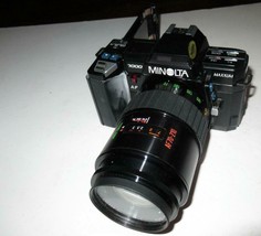 Vintage Camera - Minolta Maxxum 7000 W/SAKAR 892957 LENS- W/BOOKLET - Exc - £66.16 GBP