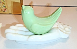 Avon Bird in Hand Milk Glass Soap Dish and Three Bird Shape Soaps Orig. ... - $25.71