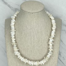 White Puka Shell Beaded Screw Clasp Necklace - £5.51 GBP