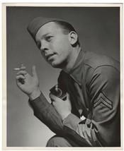 Vtg 1940s WWII Army AAF GI with Lucky Strike Cigarettes Smoking 8x10 B&amp;W Photo - £20.07 GBP