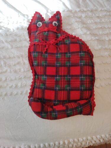 Vintage Christmas Cat Pillow  Folk Art Couch  pillow Handmade Natalie - $14.85