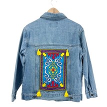 Oh My Disney Womens XS Aladdin Denim Trucker Jacket Genie Blanket Magic Carpet - £30.79 GBP