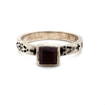 Vintage Sterling Signed Silpada Artificial Square Garnet Stamp Works Band Ring 8 - £30.86 GBP