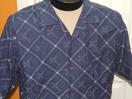 Men&#39;s MED Tommy Bahama Short Sleeve Hawaiian Shirt Silk Blend BLUE white... - $13.49