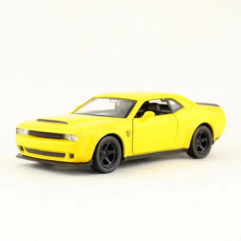 Doe Challenger SRT RMZ city 1:36 Alloy Car Model Supercar Series Kids Gifts Simu - £94.11 GBP