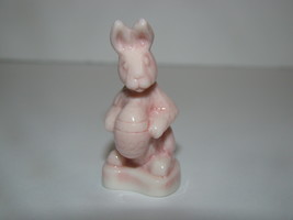 WADE ENGLAND - Rose Tea Miniature Figurine - EASTER BUNNY - $15.00