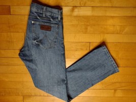 Wrangler Retro Slim Boot Jeans 77MWZGL Men’s Size 32x34  - $29.99