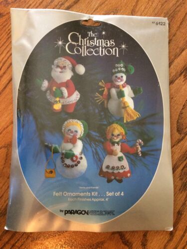 New Vintage Paragon SANTA & FRIENDS Christmas Felt Ornaments Kit  #6122 Snowman - $24.95