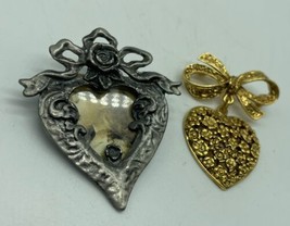 2 Vintage Brooches heart 1.75” gold tome dangle &amp; silver tone picture pin - £6.84 GBP