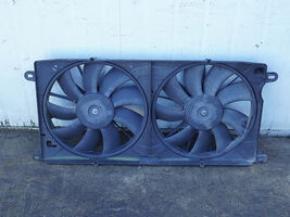 2000-2005 Cadillac Deville Fan Cooling Radiator Electric Blade Motor Fro... - $322.74