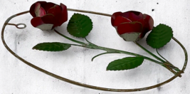 Vtg Metal Red Roses Wreath Wall Decor 7"  Wall Hanging Decor Made In Hong Kong image 5