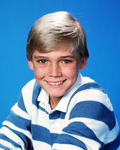 Rick Schroder as Ricky Stratton in Silver Spoons 8x10 HD Aluminum Wall Art - £31.63 GBP