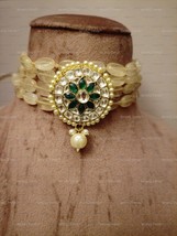 VeroniQ Trends-Elegant Floral Motif Choker Necklace in Handmade Kundan-South Ind - £65.39 GBP