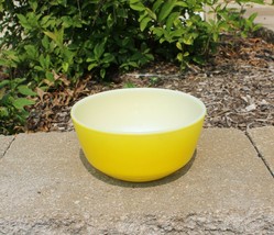 Anchor Hocking Fire King Bright Yellow Mixing Bowl 8-3/8&quot; - £31.96 GBP