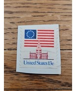 US Stamp Independence Hall/Flag 13c Used - £0.73 GBP