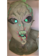 MASK - - -Light Up Alien Mask for Halloween - $24.66 CAD
