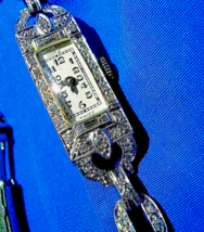 Earth mined Diamond Deco Gatsby era Watch Vintage Solid Platinum Statement - $63,107.53 MXN
