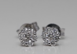14k White Gold Round Diamond Flower Stud Earrings (0.67 Ct G SI1 Clarity) - £718.79 GBP