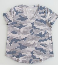 Old Navy (NWT) Women&#39;s Camouflage T-Shirt Size Medium - $12.00