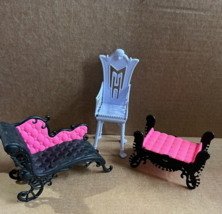 Monster High Dolls Freaky Fusion Catacombs Furniture Chaise Lounge Bench chair - £25.22 GBP