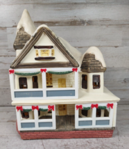 Vintage House of Lloyd Deluxe Plastic Victorian Christmas Lighted House NO LIGHT - $12.83