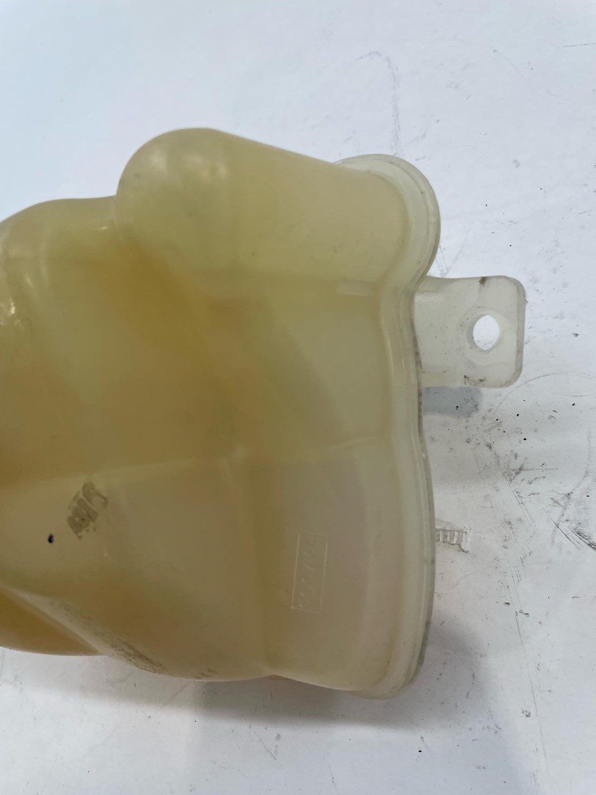 2013-2016 Ford Fusion 1.5L Coolant Recovery Bottle W/ Cap OEM DG93-8A080-AD Item image 6