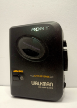 Sony Vitage Walkman Cassette Player Mega Bass WM-EX312 - For Parts - $437.72 MXN