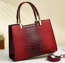 High Quality Vegan Leather Crocodile Golden Buckle Handbag - £51.41 GBP