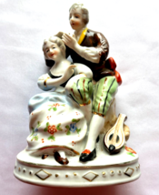 Colonial Courting Couple Porcelain Figurine Made in Occupied Japan - £9.43 GBP