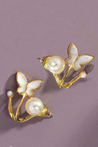 Front and back pearl stud and butterfly ear jacket - £4.98 GBP