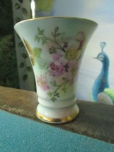 SCHUMANN  ARZBERG GERMANY 3 X 2 3/4&quot; mini FLORAL VASE [83] - $24.75