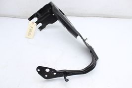 07-13 MERCEDES-BENZ W221 S600 LH LEFT DRIVER SIDE HEADLIGHT MOUNT BRACKET E4556 image 5