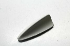 2006-2008 BMW 750i 750Li E66 EXTERIOR ROOF SHARK FIN ANTENNA COVER P8480 image 3