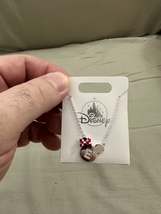 Disney Parks Minnie Mouse Icon Letter E Silver Color Necklace Child Size NEW image 2