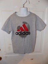 Adidas Graphic Soccer Ball Gray T-Shirt Size 7 Boy&#39;s EUC - £11.06 GBP