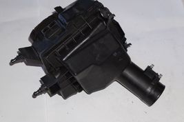 2007-2009 NISSAN 350Z RIGHT PASSENGER AIR INTAKE CLEANER BOX ASSY OEM image 2