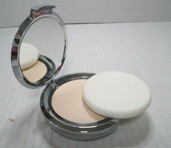 Chantecaille Compact Makeup - PETAL .35 oz NWOB - £56.69 GBP