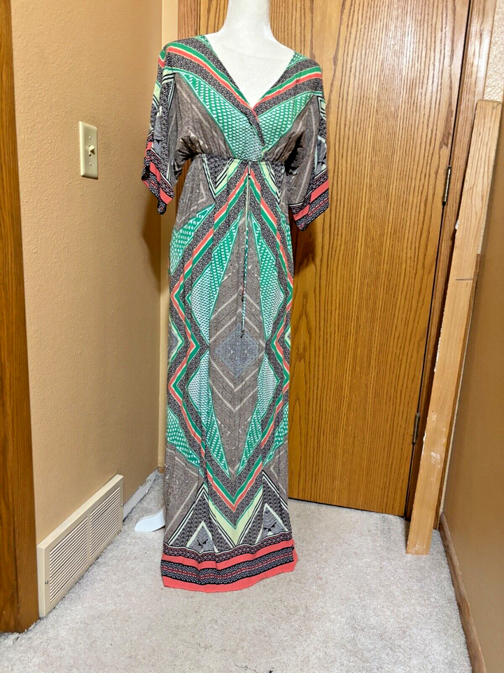 Calvin Klein ladies Maxi dress Medium - $24.00
