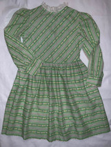 Vtg Girls 70s Green Floral Dress By Miss Quality Size 10 Long Slv No Belt - £19.46 GBP