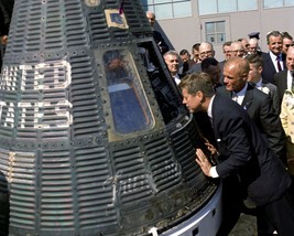 President John F. Kennedy and John Glenn with Mercury capsule - New 8x10 Photo - £7.03 GBP